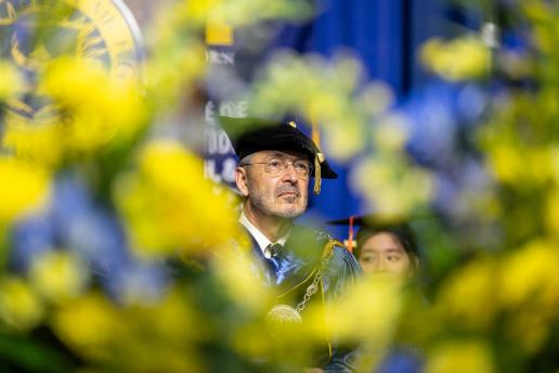 Chancellor Domenico Grasso on the graduation stage Spring 2024