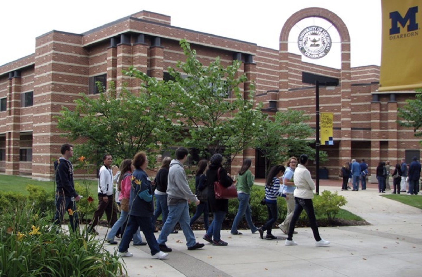 Students outside on UM-Dearborn campus