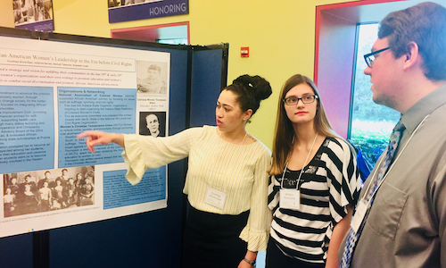  Students present their research at Meeting of Minds 