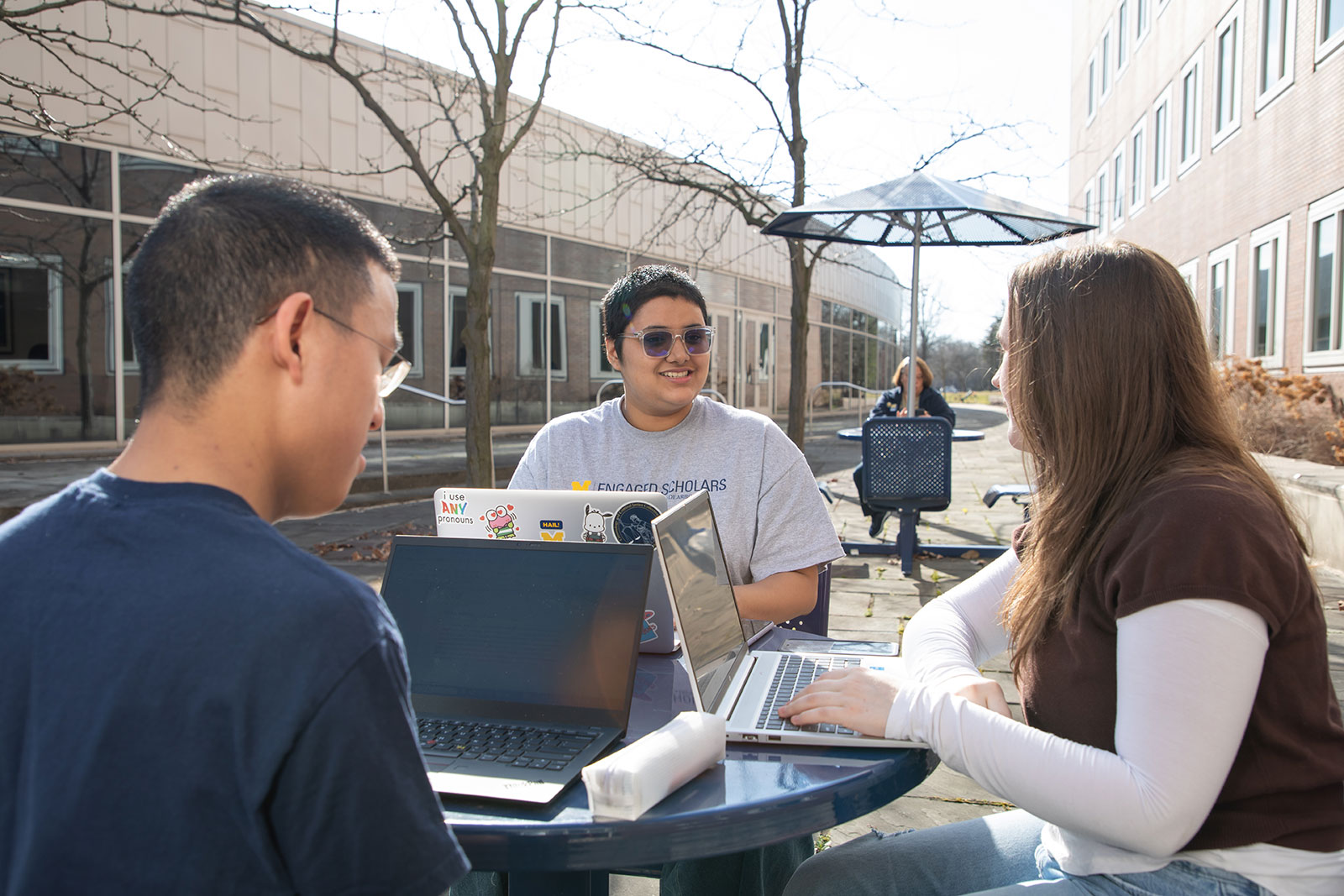 students study outside CASL