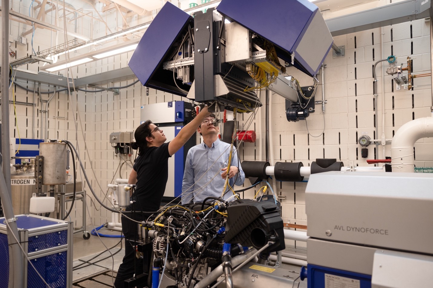 Student and professor working in the lab