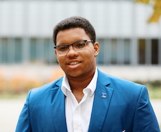 Andrew Marshall Headshot