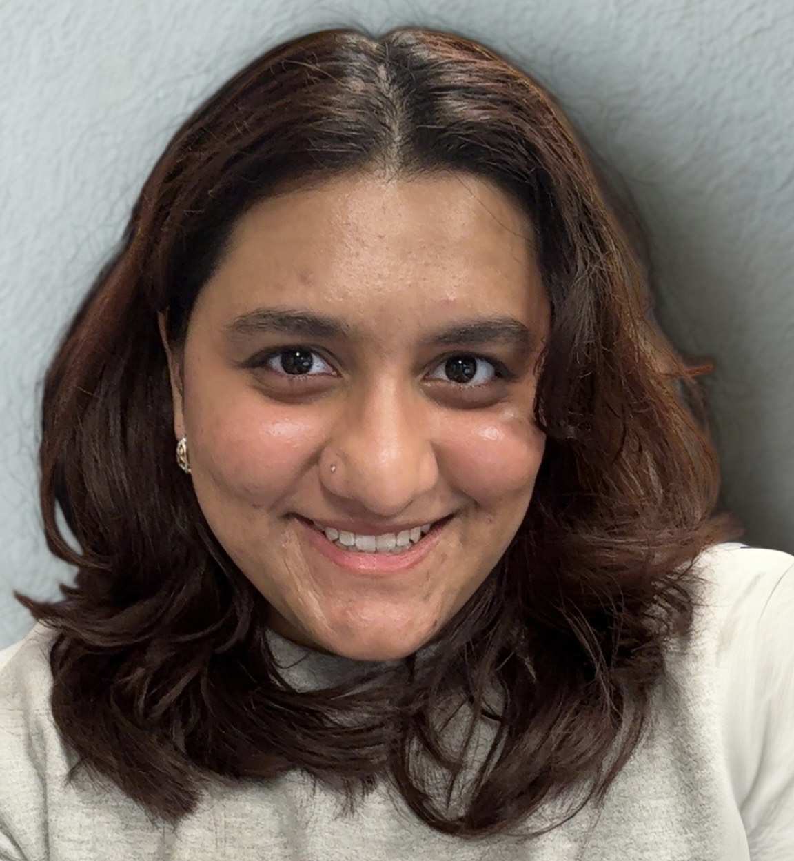 Mridula Divakar Headshot