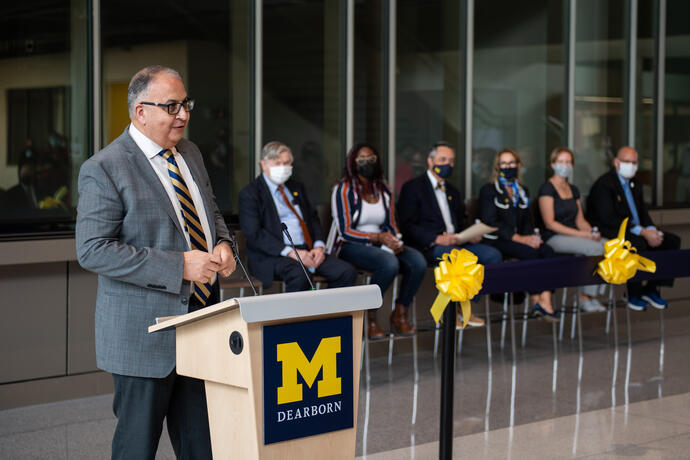 CECS Dean Ghassan Kridli gives remarks at the ELB ribbon cutting ceremony.