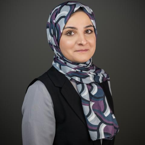 Mariam Mehdi Headshot