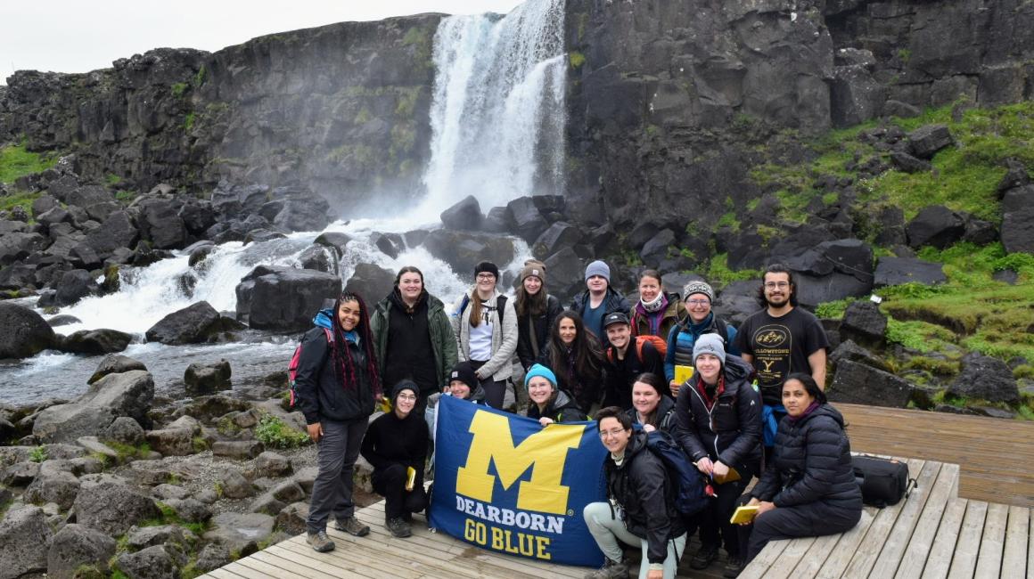 Students enjoy the beauty of Iceland during their 2022 Study Abroad experience. 