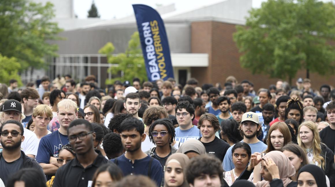Photo of first-year students at Wolverine Welcome Day